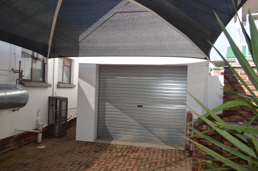 3 Bedroom Property for Sale in Wilkoppies North West